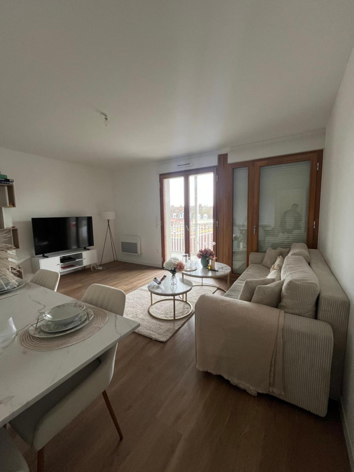 Appartement Luxueux Au Coeur De Lille Luaran gambar